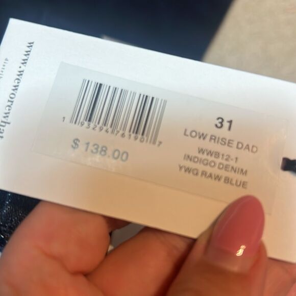 BNWT - WEWOREWHAT LOW RISE DAD JEANS INDIGO BLUE - 31 - Picture 9 of 9